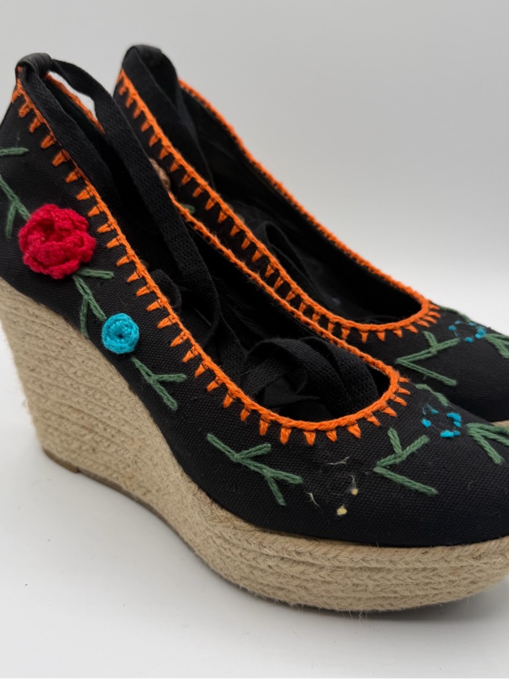 Vintage Y2K Juicy Couture Floral Embroidered Espadrille Wedges Womens 9